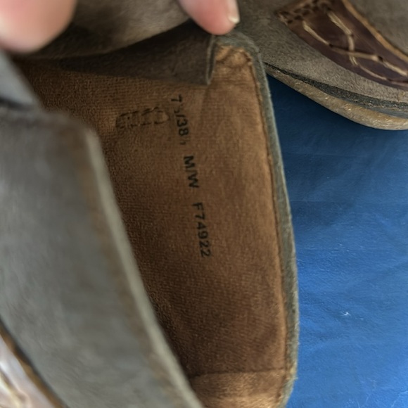 Born Cele Distressed Leather Boots F74922 size 7 1/2 - Picture 6 of 7